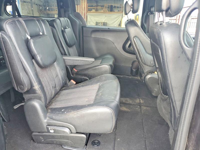 2015 Chrysler Town & Country მანქანა იყიდება აუქციონზე, vin: 2C4RC1HG7FR561655, აუქციონის ნომერი: 45533886