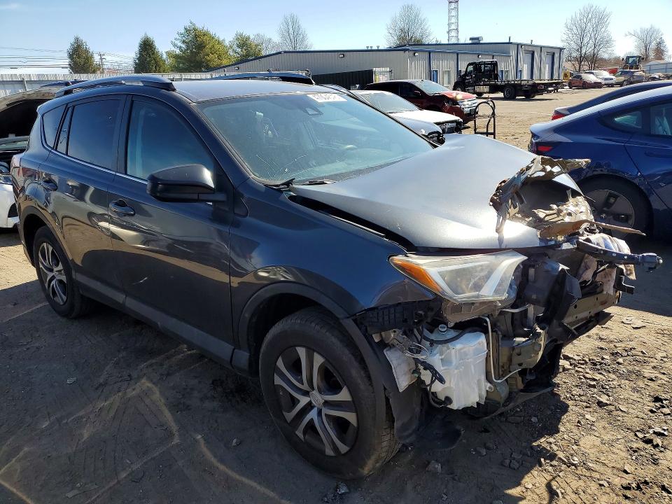 47004546 :رقم المزاد ، 2T3BFREVXHW638165 vin ، 2017 Toyota Rav4 مزاد بيع