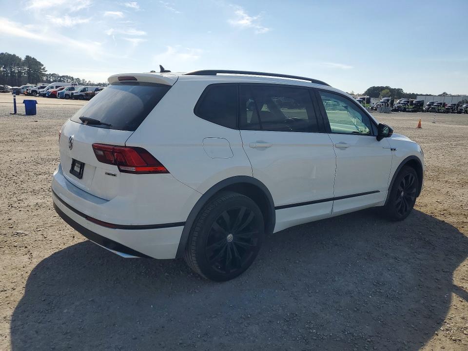 Продажа на аукционе авто 2020 Volkswagen Tiguan, vin: 3VV2B7AX6LM159857, номер лота: 46851086