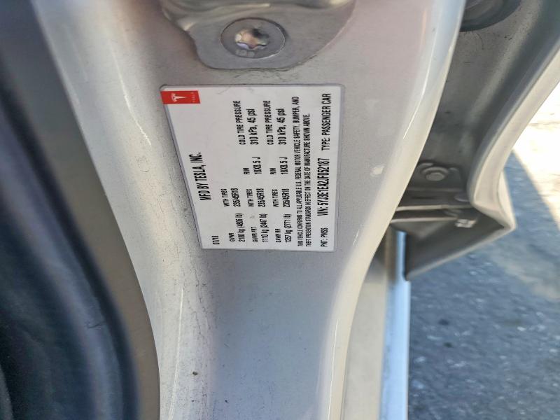 46400276 :رقم المزاد ، 5YJ3E1EA2JF052187 vin ، 2018 Tesla Model 3 مزاد بيع
