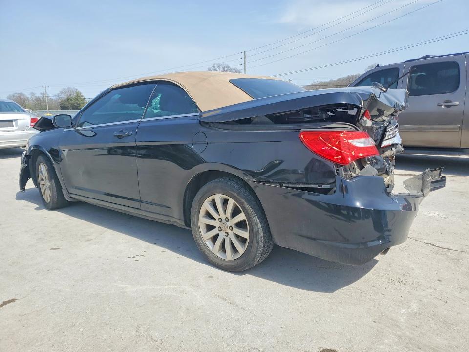 45525496 :رقم المزاد ، 1C3BC2EG8BN620431 vin ، 2011 Chrysler 200 مزاد بيع