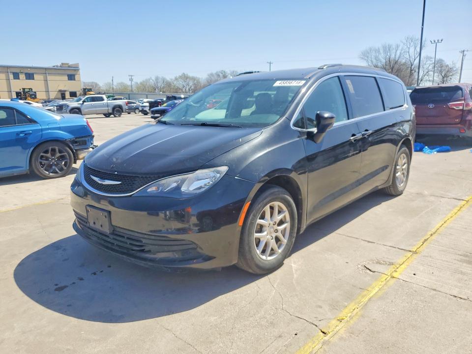 45856716 :رقم المزاد ، 2C4RC1DG3LR145748 vin ، 2020 Chrysler Voyager مزاد بيع