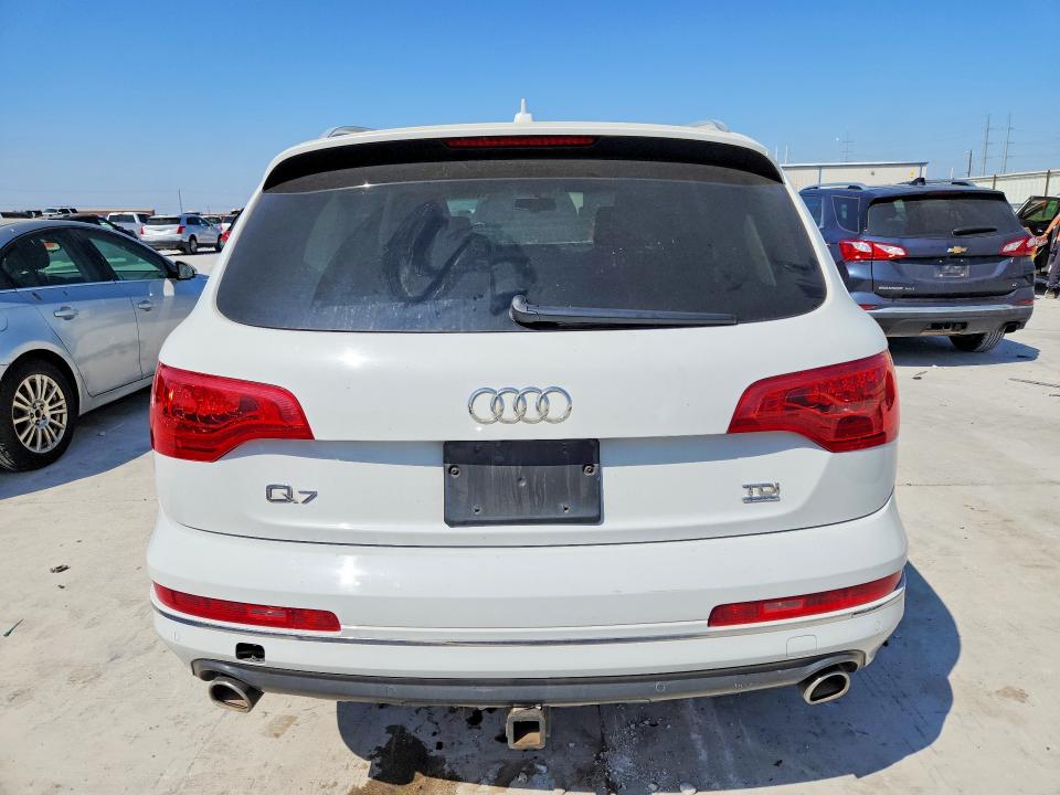 Продажа на аукционе авто 2015 Audi Q7, vin: WA1LMAFE0FD023591, номер лота: 46243836