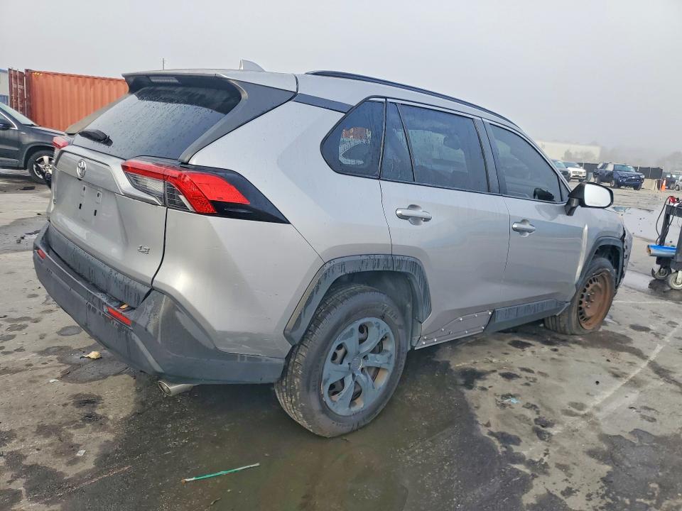 Продаж на аукціоні авто 2019 Toyota Rav4, vin: JTMH1RFV8KD006762, номер лоту: 79601705