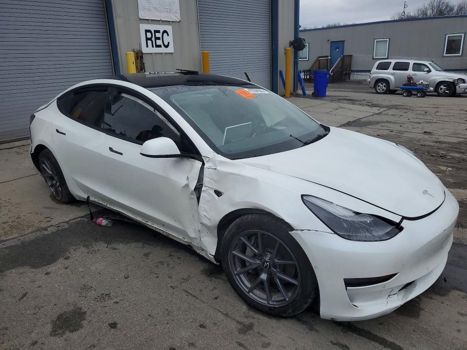 Продаж на аукціоні авто 2022 Tesla Model 3, vin: 5YJ3E1EB3NF234219, номер лоту: 47204606
