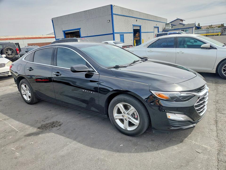 47842406 :رقم المزاد ، 1G1ZB5ST7NF188891 vin ، 2022 Chevrolet Malibu مزاد بيع