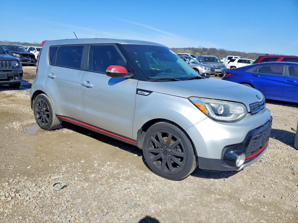 2018 Kia Soul მანქანა იყიდება აუქციონზე, vin: KNDJX3AA8J7617003, აუქციონის ნომერი: 45844696