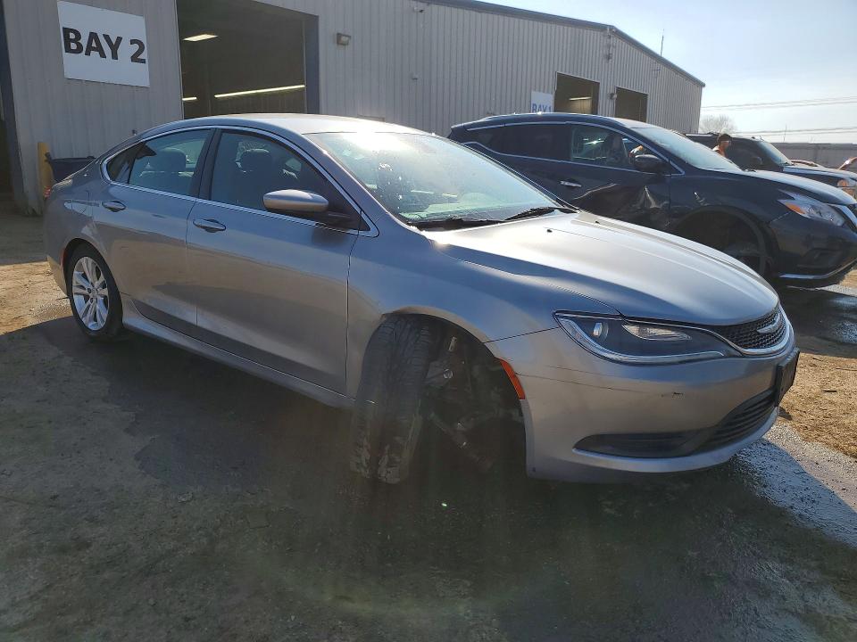 47529786 :رقم المزاد ، 1C3CCCFB7GN189827 vin ، 2016 Chrysler 200 مزاد بيع