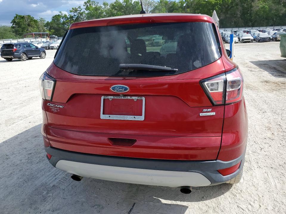 48315626 :رقم المزاد ، 1FMCU0GD9HUE86785 vin ، 2017 Ford Escape مزاد بيع
