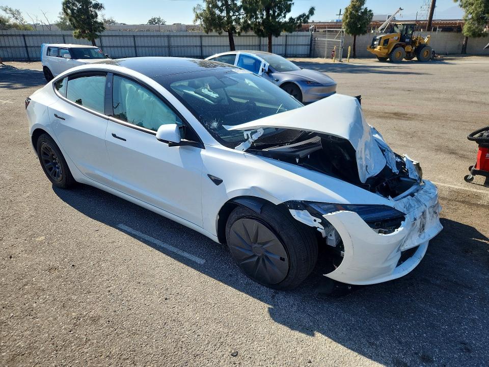 Продажа на аукционе авто 2025 Tesla Model 3, vin: 5YJ3E1EA4SF135878, номер лота: 47136716