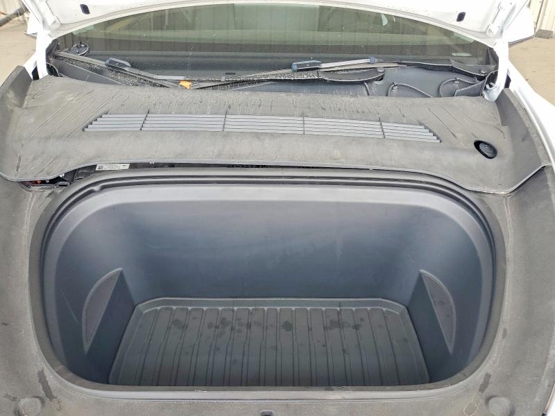 Продажа на аукционе авто 2024 Tesla Model Y, vin: 7SAYGDEEXRA263976, номер лота: 79632745