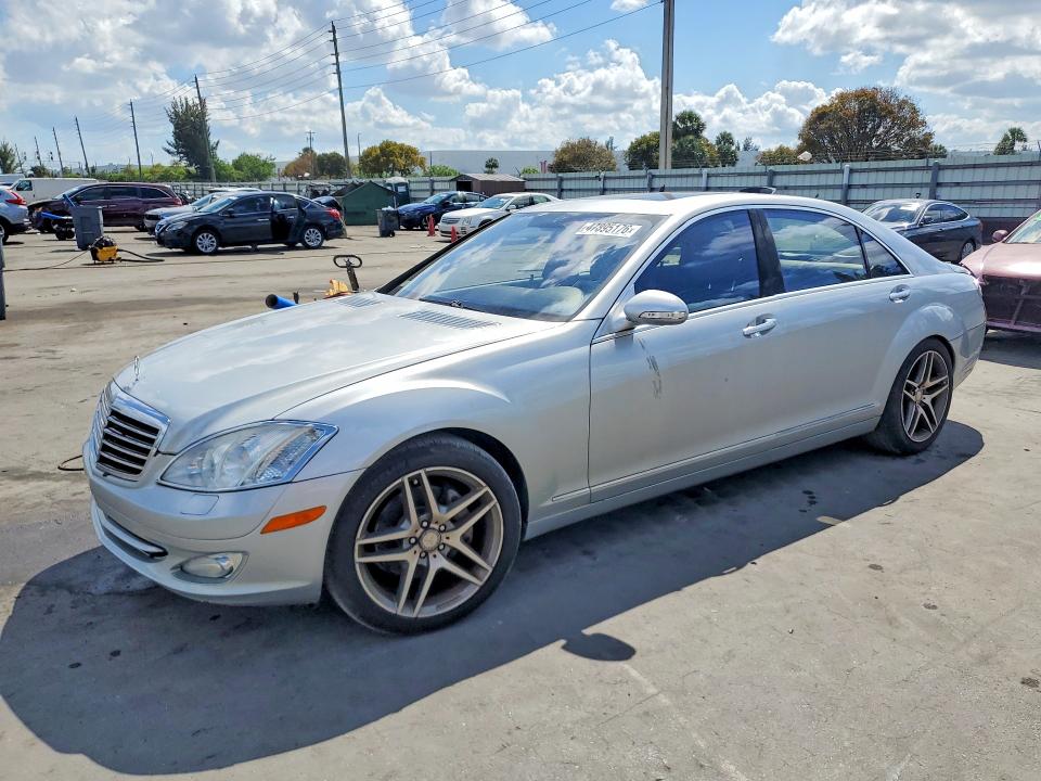 2007 Mercedes Benz S მანქანა იყიდება აუქციონზე, vin: WDDNG71X47A089734, აუქციონის ნომერი: 47895176