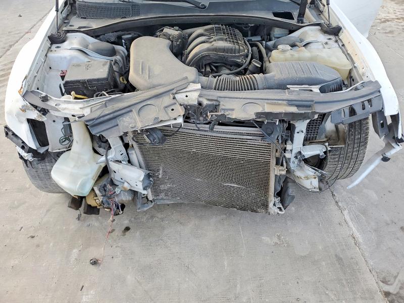 2013 Chrysler 300 მანქანა იყიდება აუქციონზე, vin: 2C3CCABG3DH551548, აუქციონის ნომერი: 47460236