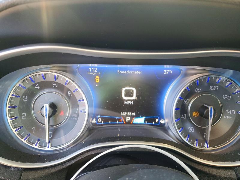 46731096 :رقم المزاد ، 2C3CCAAG9FH815554 vin ، 2015 Chrysler 300 مزاد بيع