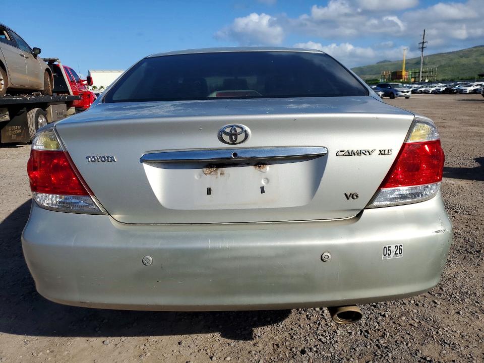 48004366 :رقم المزاد ، 4T1BF30K46U118785 vin ، 2006 Toyota Camry مزاد بيع