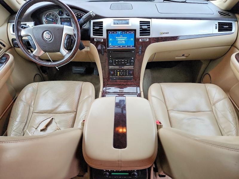 2009 Cadillac Escalade მანქანა იყიდება აუქციონზე, vin: 1GYFC43559R165612, აუქციონის ნომერი: 46491846