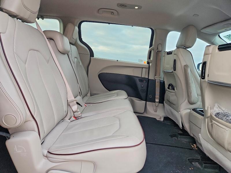 79201485 :رقم المزاد ، 2C4RC1GG2HR544640 vin ، 2017 Chrysler Pacifica مزاد بيع