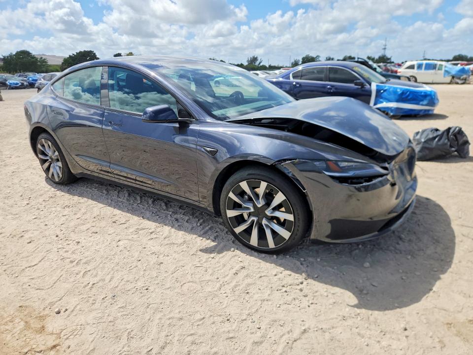 Продажа на аукционе авто 2025 Tesla Model 3, vin: 5YJ3E1EA1SF939992, номер лота: 45569326
