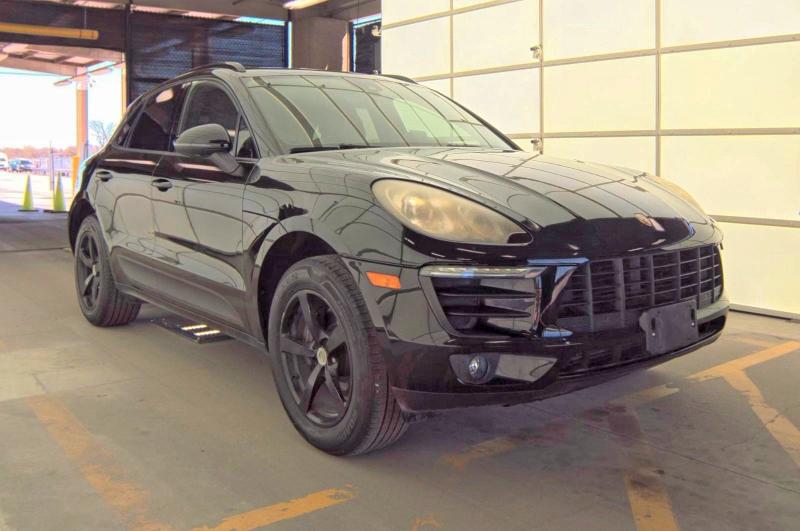 Auction sale of the 2017 Porsche Macan, vin: WP1AA2A51HLB05601, lot number: 47048756