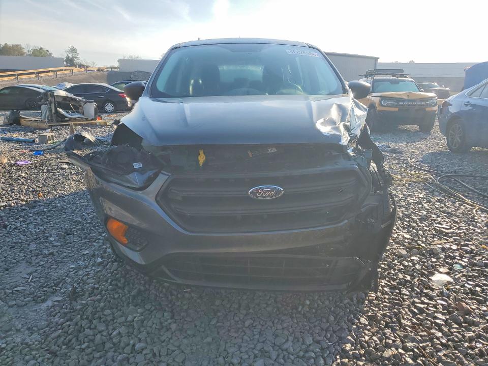 2019 Ford Escape მანქანა იყიდება აუქციონზე, vin: 1FMCU0F79KUC19584, აუქციონის ნომერი: 46825966