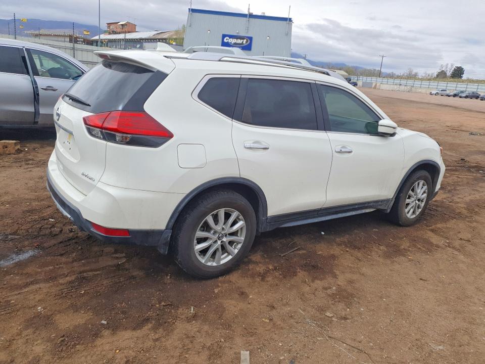 Продаж на аукціоні авто 2017 Nissan Rogue, vin: JN8AT2MV4HW025588, номер лоту: 47529866