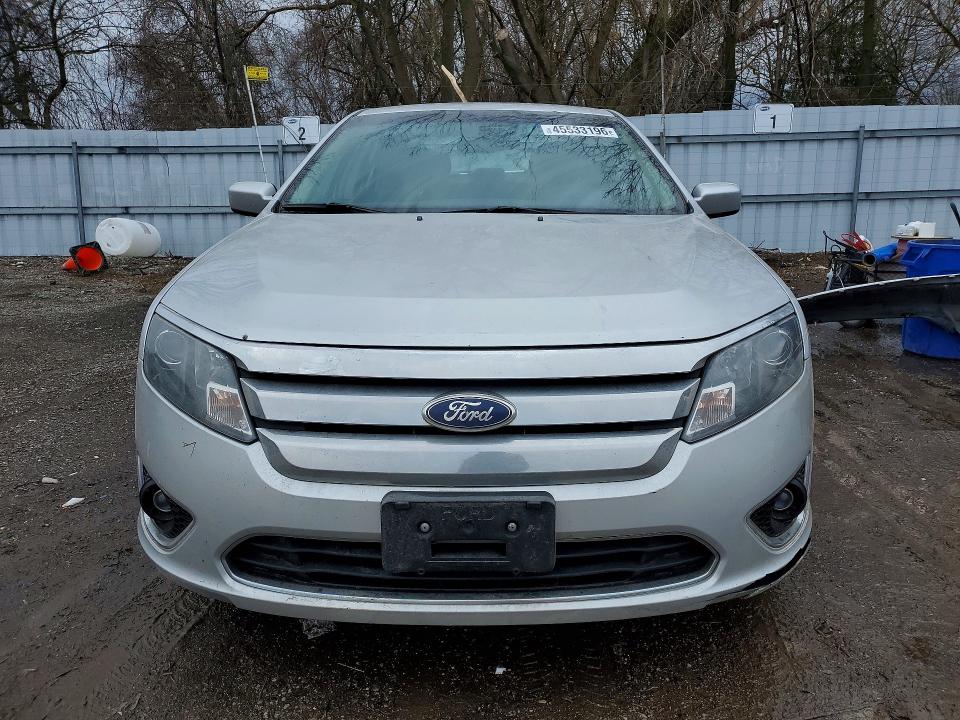 45533196 :رقم المزاد ، 3FAHP0JAXBR246357 vin ، 2011 Ford Fusion مزاد بيع