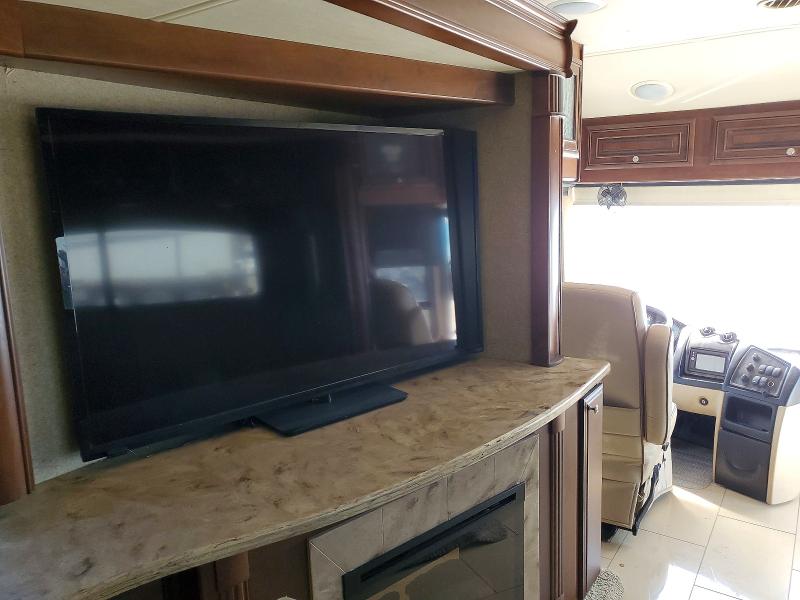 46652116 :رقم المزاد ، 4UZFCHCY4ECFS2622 vin ، 2014 Freightliner Chassis مزاد بيع