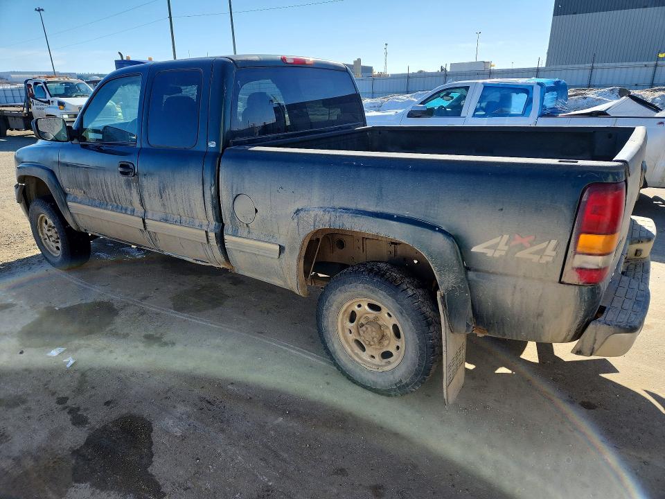 Продажа на аукционе авто 2002 Chevrolet Silverado, vin: 1GCHK29U42E172939, номер лота: 79271905