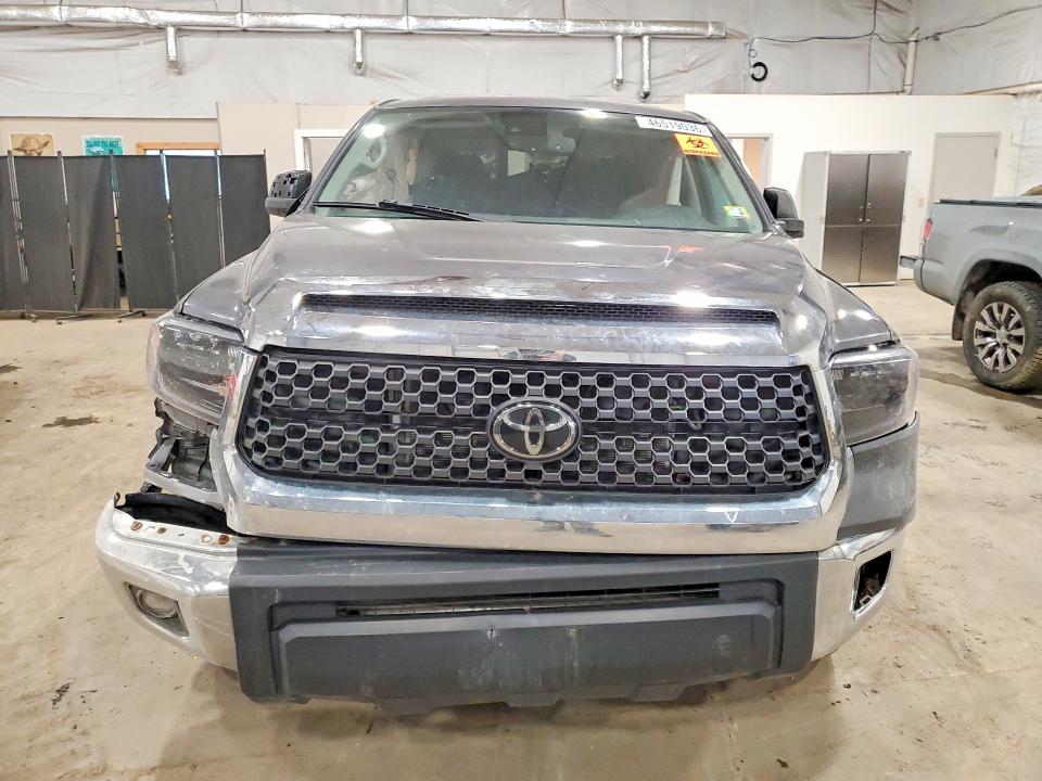 46519036 :رقم المزاد ، 5TFUY5F19LX884121 vin ، 2020 Toyota Tundra مزاد بيع