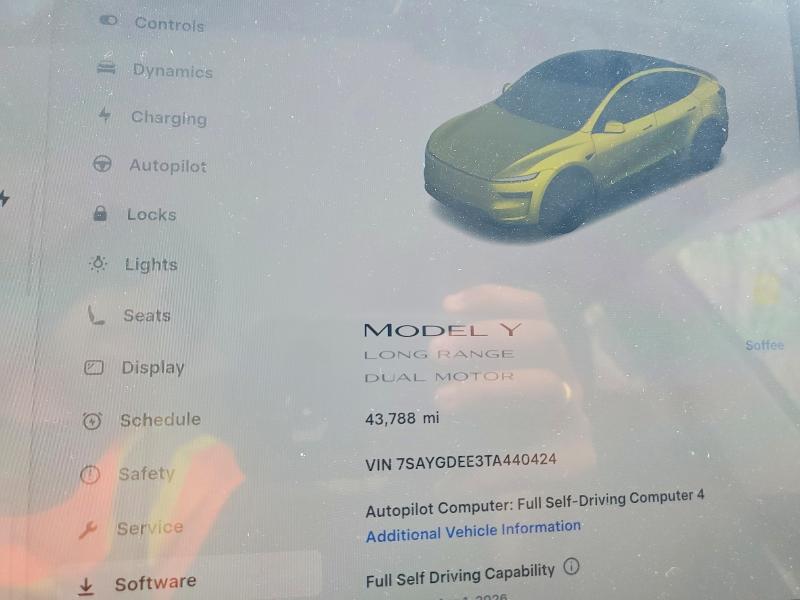 2026 Tesla Model Y მანქანა იყიდება აუქციონზე, vin: 7SAYGDEE3TA440424, აუქციონის ნომერი: 47878606