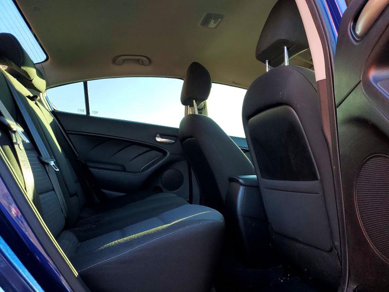 Продажа на аукционе авто 2017 Kia Forte, vin: 3KPFL4A71HE135267, номер лота: 45461616