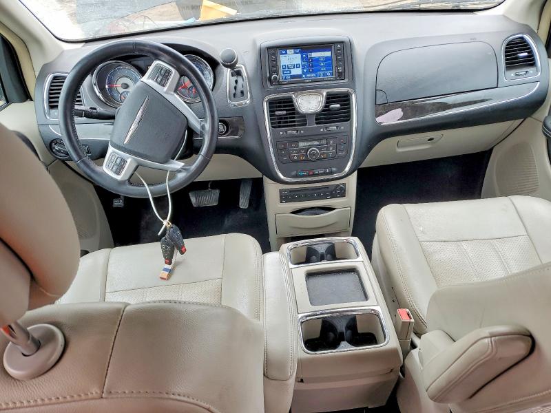 Auction sale of the 2012 Chrysler Town & Country, vin: 2C4RC1CG2CR171050, lot number: 79176795