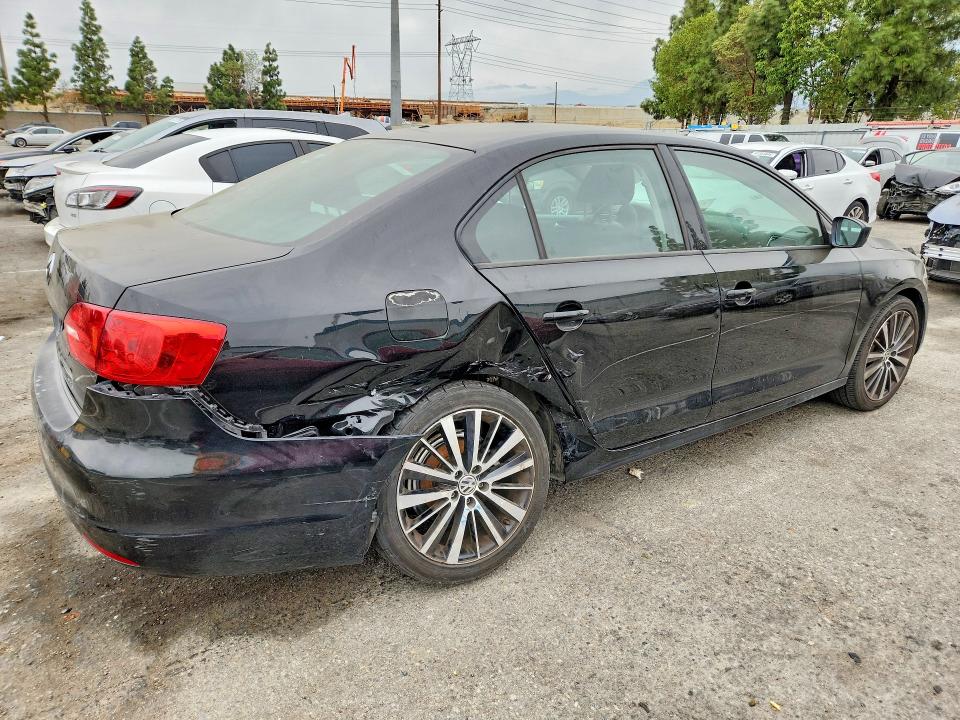 48284936 :رقم المزاد ، 3VW2K7AJXEM409014 vin ، 2014 Volkswagen Jetta مزاد بيع