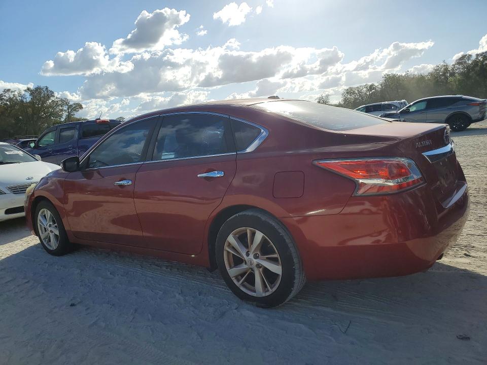 2015 Nissan Altima მანქანა იყიდება აუქციონზე, vin: 1N4AL3AP9FC592407, აუქციონის ნომერი: 79681325
