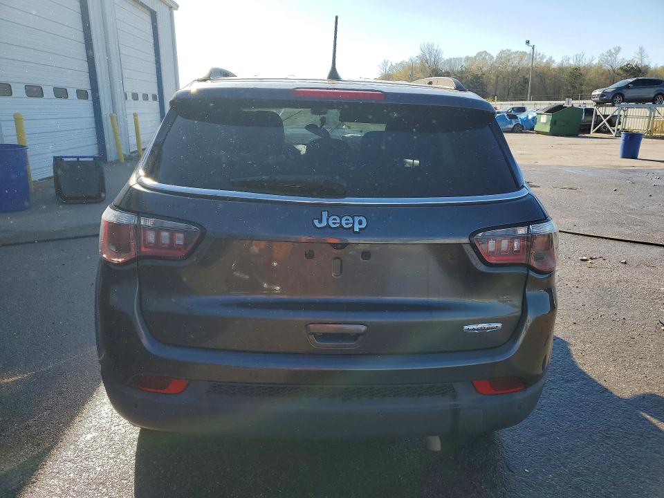 Продаж на аукціоні авто 2018 Jeep Compass, vin: 3C4NJCBB6JT122949, номер лоту: 46648086