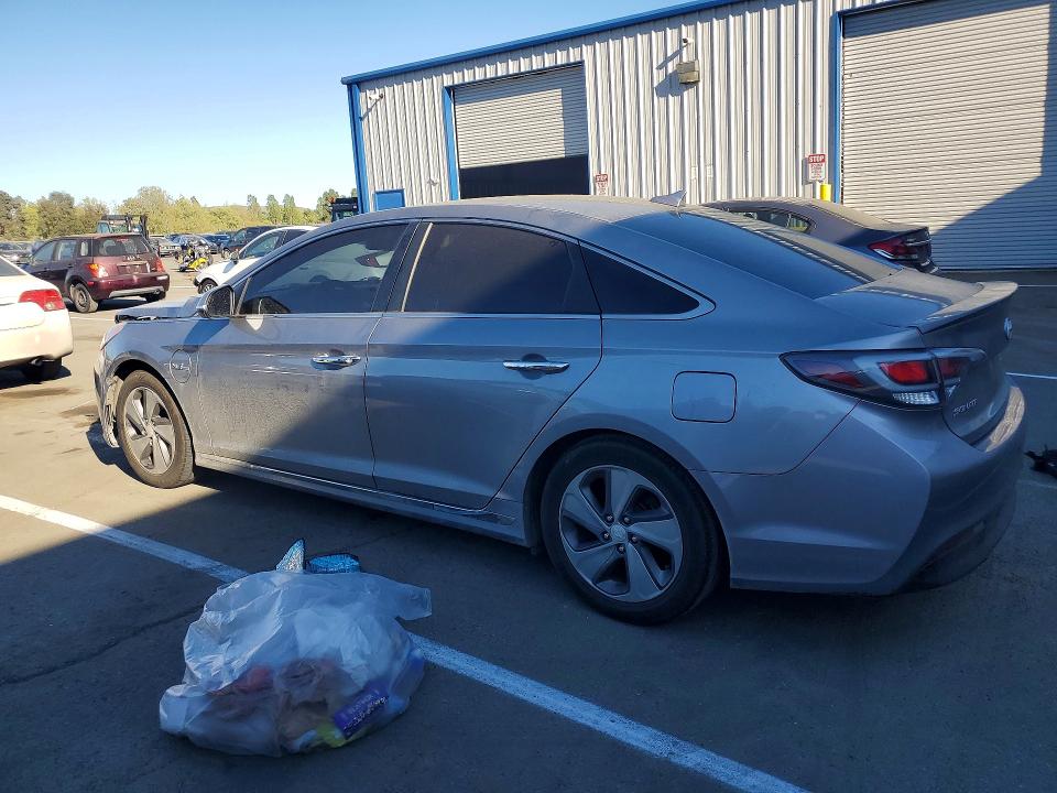 2016 Hyundai Sonata Plug-in Hybrid მანქანა იყიდება აუქციონზე, vin: KMHE14L2XGA029738, აუქციონის ნომერი: 47411196