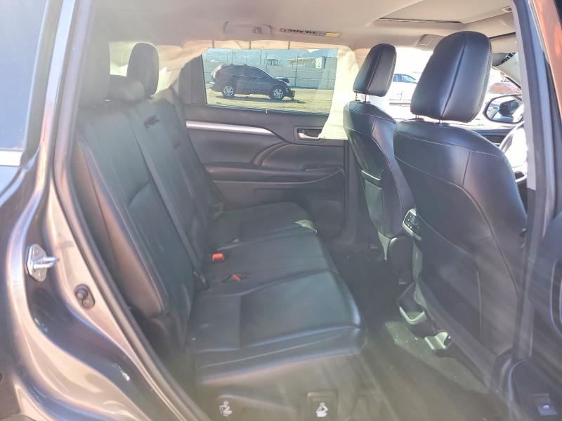 2018 Toyota Highlander მანქანა იყიდება აუქციონზე, vin: 5TDJZRFH4JS534807, აუქციონის ნომერი: 46307006