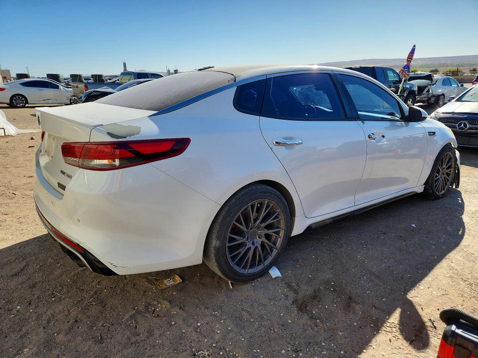 2016 Kia Optima მანქანა იყიდება აუქციონზე, vin: 5XXGW4L25GG024871, აუქციონის ნომერი: 47817586