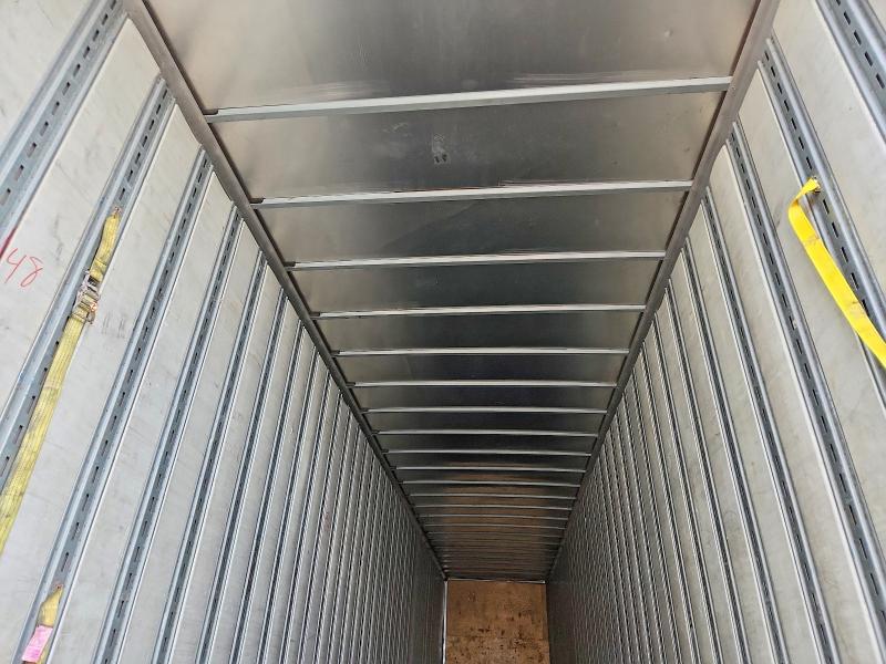 Продажа на аукционе авто 2016 Hyun Trailer, vin: 3H3V532CXGT309099, номер лота: 46895296