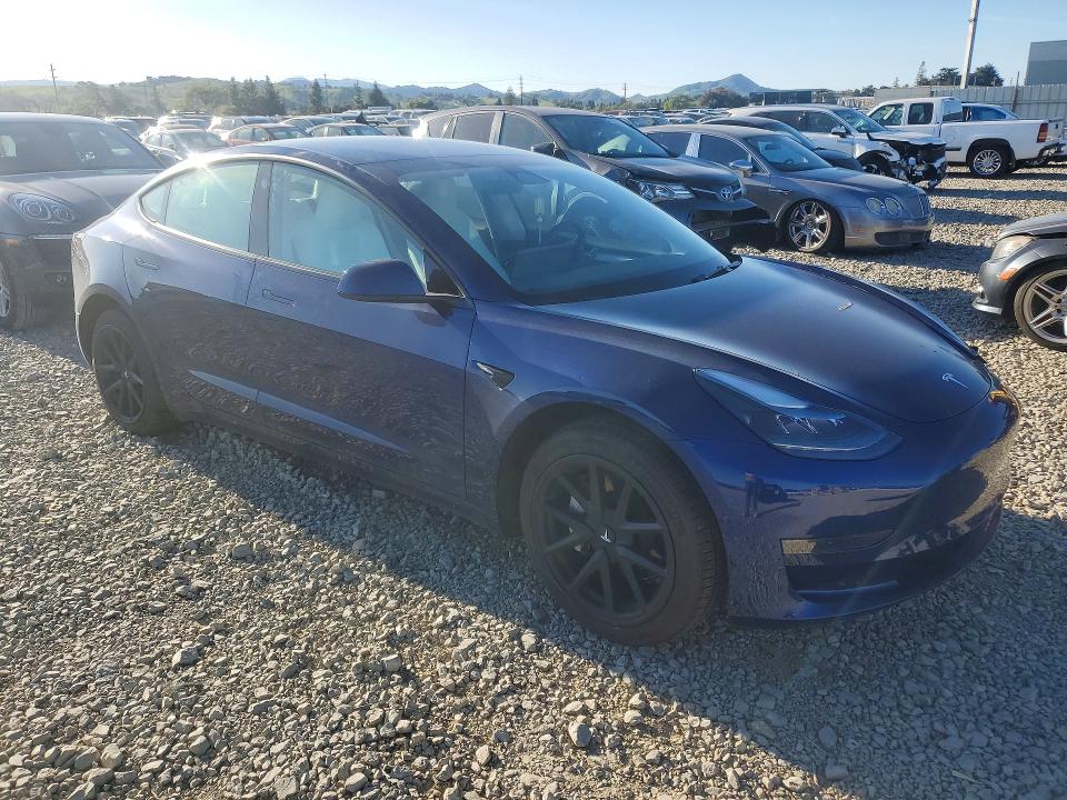 2023 Tesla Model 3 მანქანა იყიდება აუქციონზე, vin: 5YJ3E1EAXPF551845, აუქციონის ნომერი: 41835536