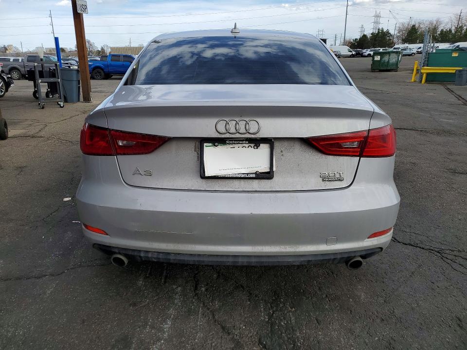 41805856 :رقم المزاد ، WAUBFGFF2F1140983 vin ، 2015 Audi A3 مزاد بيع