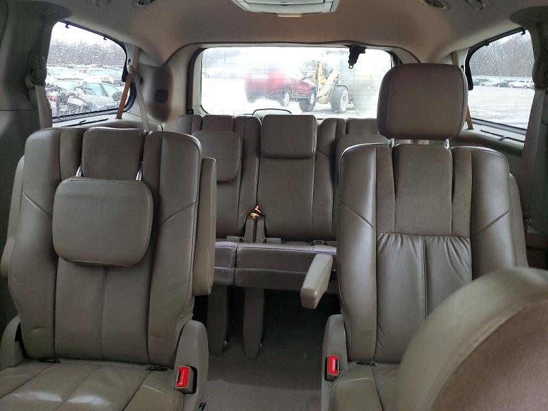 45756346 :رقم المزاد ، 2A4RR6DG1BR667329 vin ، 2011 Chrysler Town & Country مزاد بيع