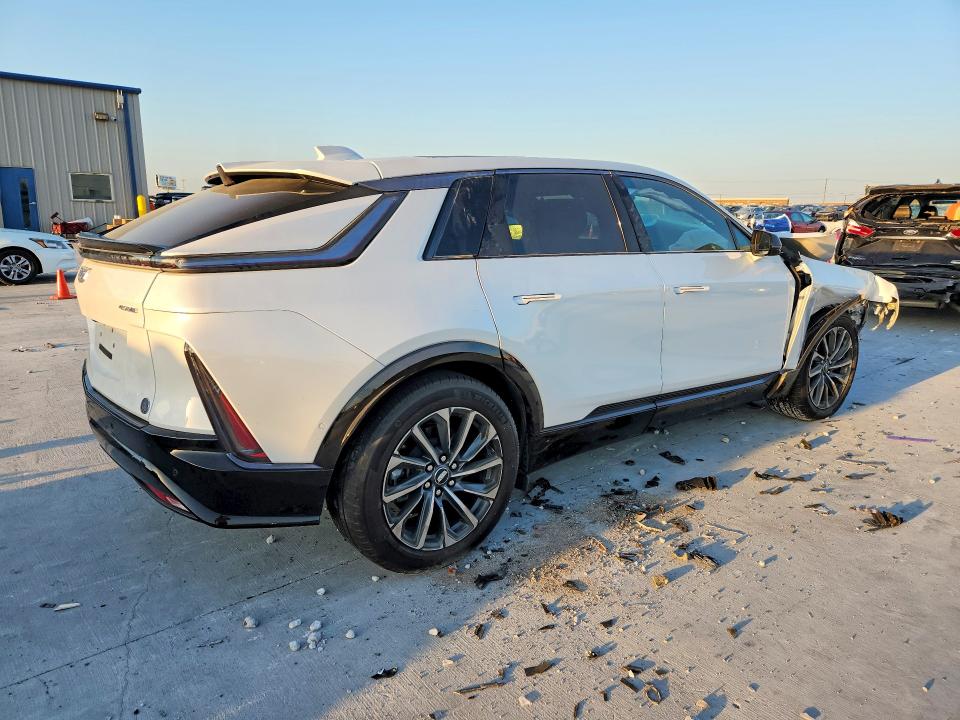 Продаж на аукціоні авто 2024 Cadillac Lyriq, vin: 1GYKPVRK6RZ124492, номер лоту: 47877266