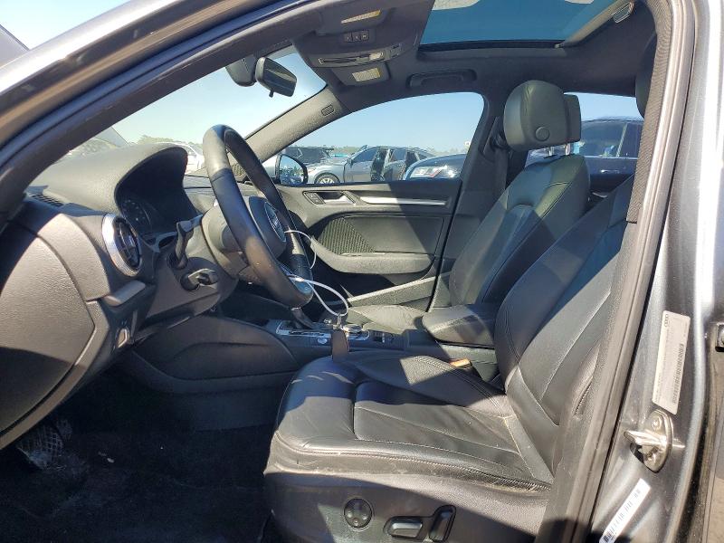 Продаж на аукціоні авто 2017 Audi A3, vin: WAUAUGFF0H1031653, номер лоту: 46105396