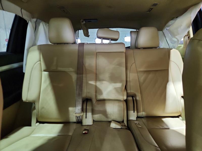 Продажа на аукционе авто 2019 Toyota Highlander, vin: 5TDJZRFH7KS572744, номер лота: 47215166