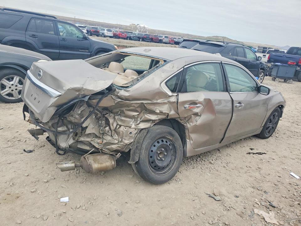 45832706 :رقم المزاد ، 1N4AL3AP8FN322315 vin ، 2015 Nissan Altima مزاد بيع