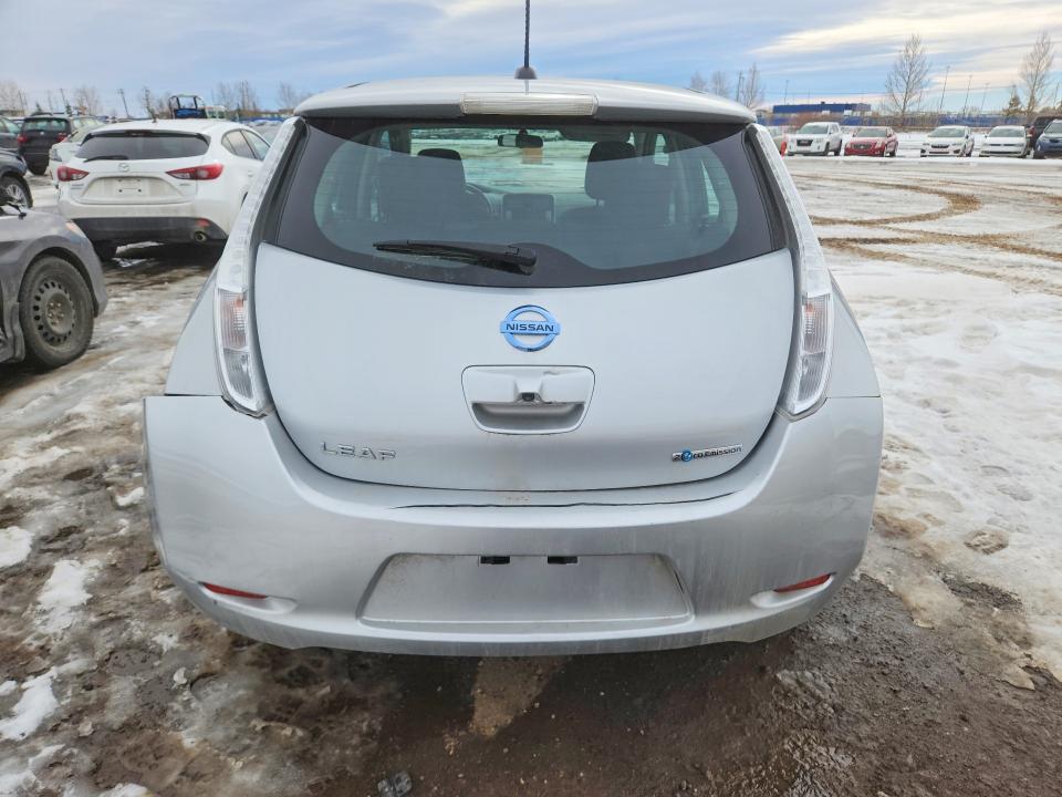 46566396 :رقم المزاد ، 1N4BZ0CP1HC306681 vin ، 2017 Nissan Leaf مزاد بيع
