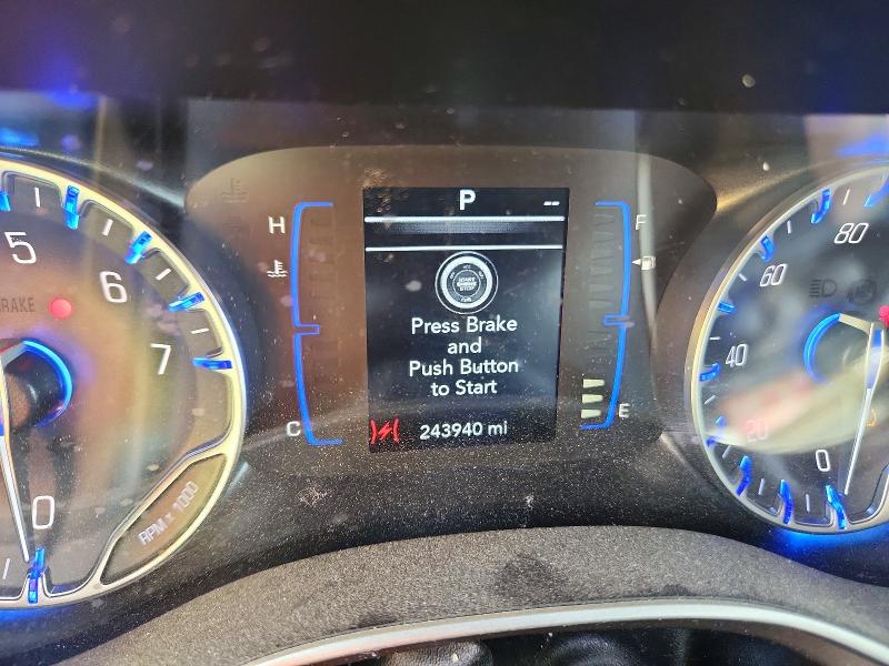 Продажа на аукционе авто 2018 Chrysler Pacifica, vin: 2C4RC1FG0JR125712, номер лота: 47318256