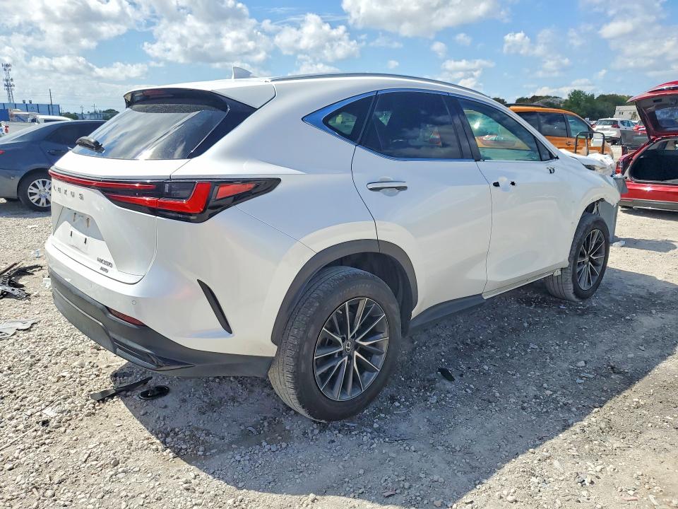 47521106 :رقم المزاد ، 2T2GGCEZ9NC012076 vin ، 2022 Lexus Nx 350 مزاد بيع