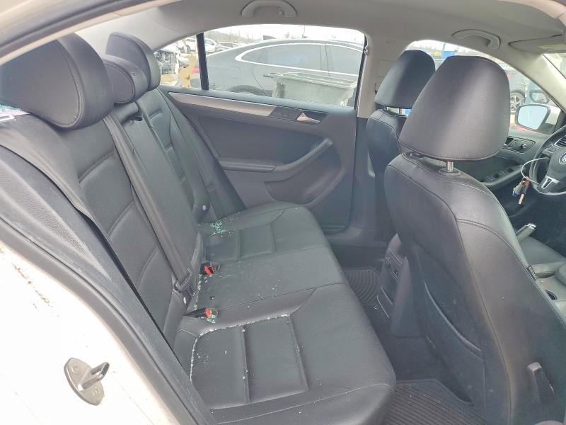 46418326 :رقم المزاد ، 3VW3L7AJ8DM414177 vin ، 2013 Volkswagen Jetta مزاد بيع